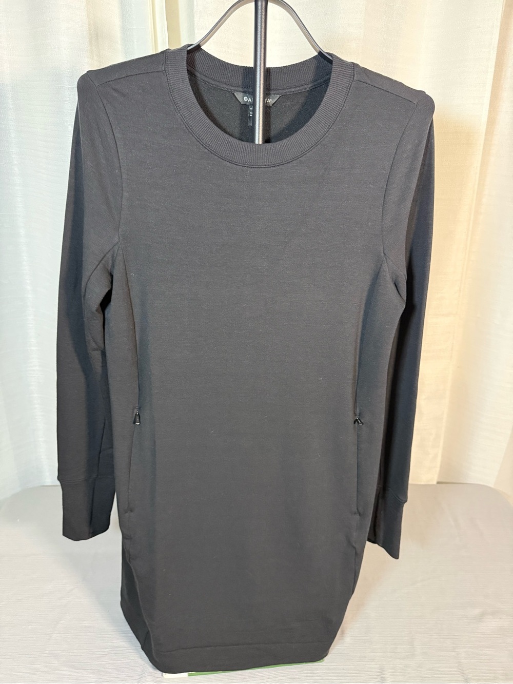 Athleta Black Long Sleeve Crewneck Tunic